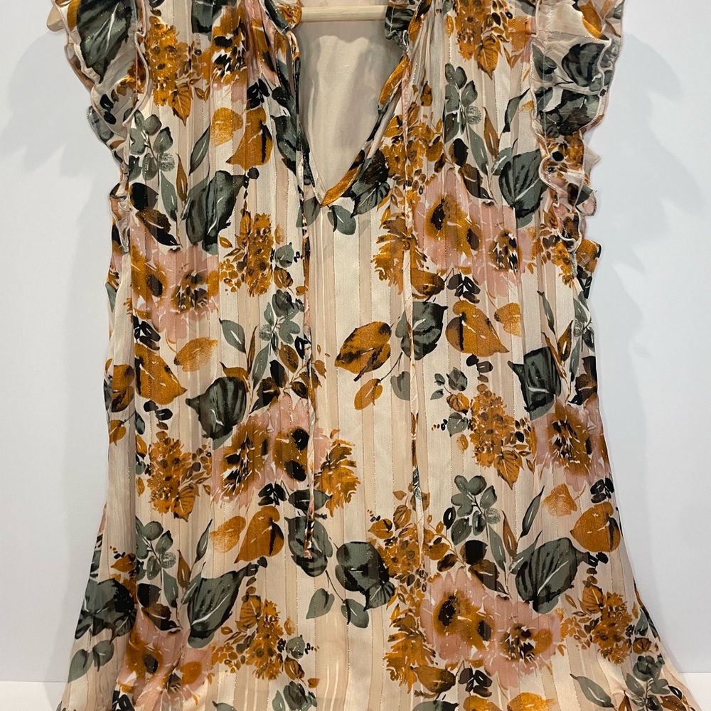 Elegant Floral Ruffle Sleeve Blouse